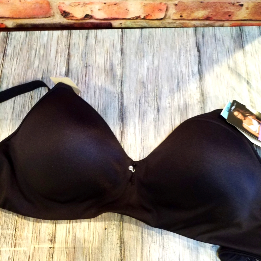 Bali Black back smoothing wirefree Bra size 40C